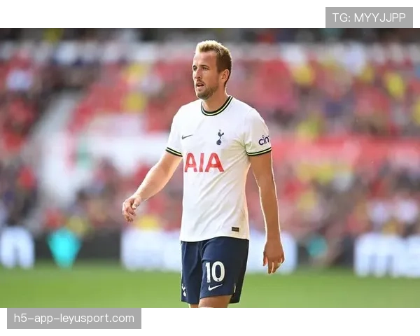 凯恩激活解约金条款，重返热刺续写传奇，凯恩与热刺续约